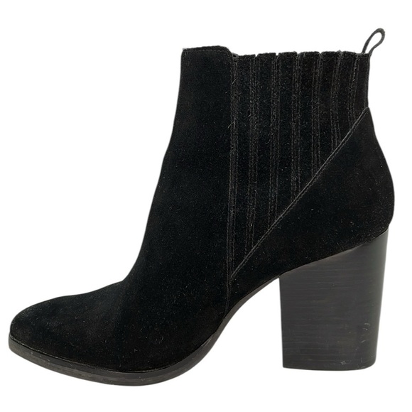 Marc Fisher Booties Black Suede Ankle Boots Pointed Toe Heeled Size 8.5 - Picture 5 of 8